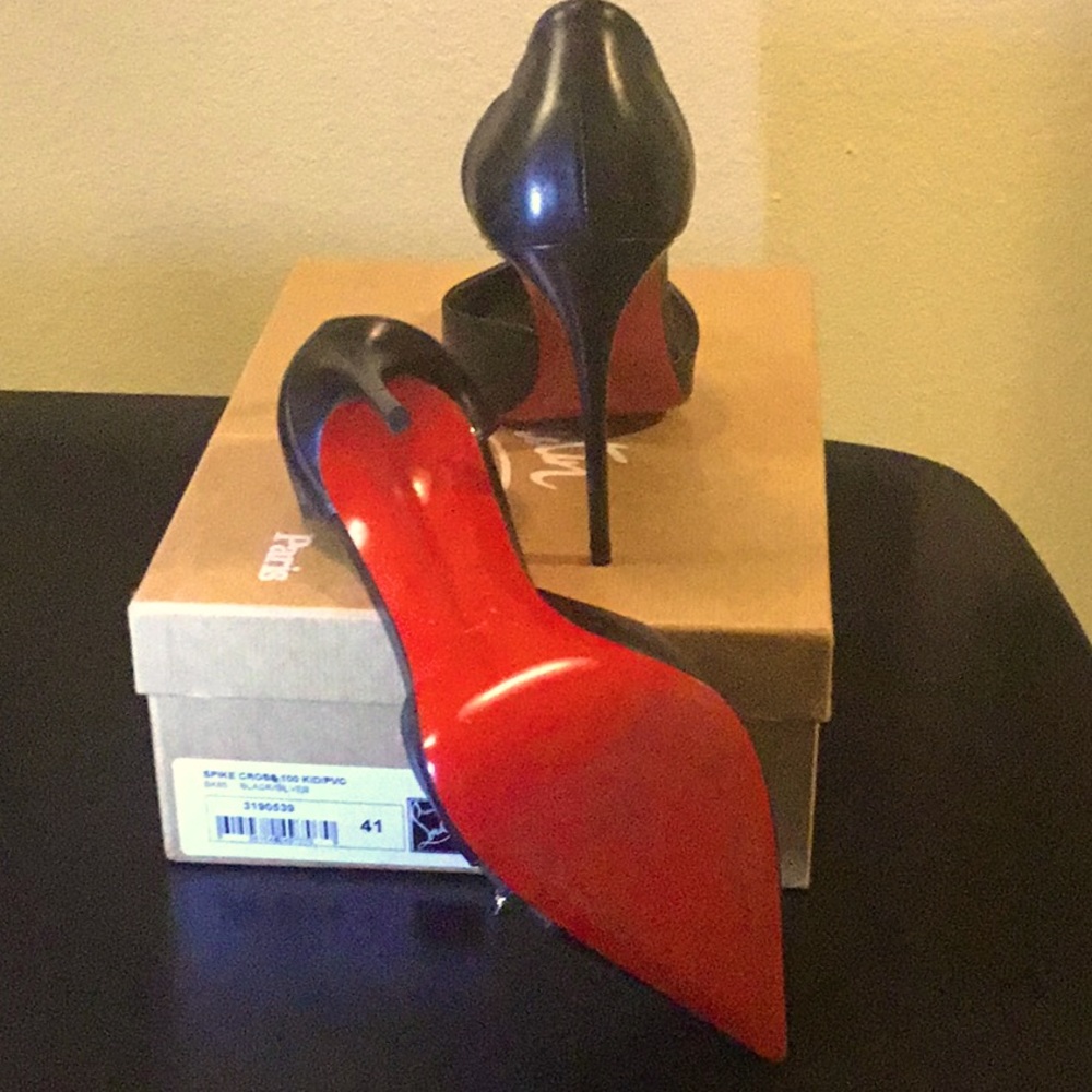 Christian Louboutin, black Leather spike cross Dโorsay Pumps, size(41) ๐น๐น - Picture 6 of 6